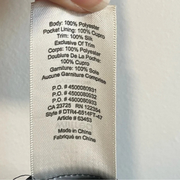 Aritzia  Wilfred Buffon Black Jogger Pants With Side Red Stripes - XS - Picture 9 of 9